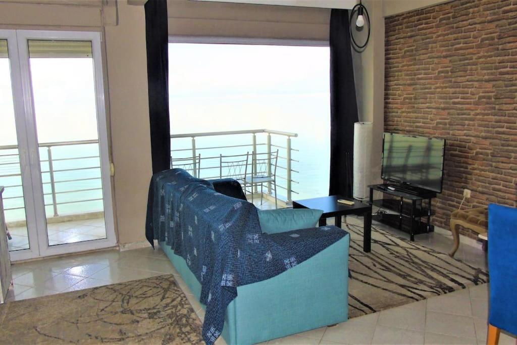 Perea Sea View Apartment Peraía Екстериор снимка