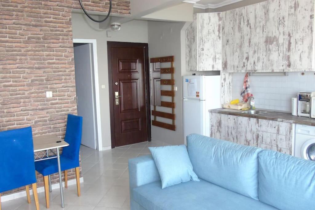 Perea Sea View Apartment Peraía Екстериор снимка