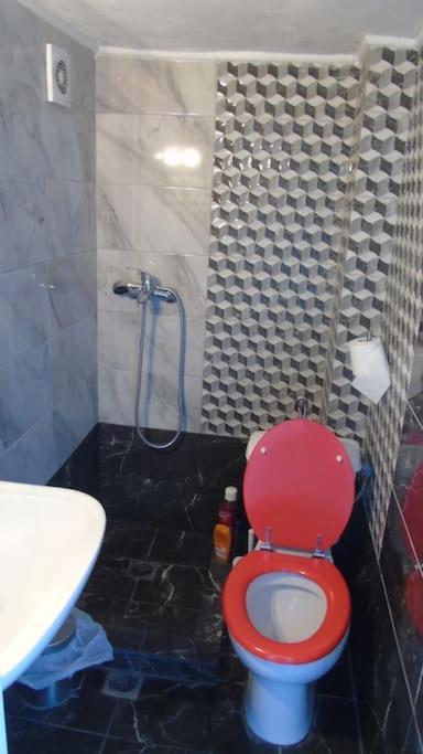 Perea Sea View Apartment Peraía Екстериор снимка